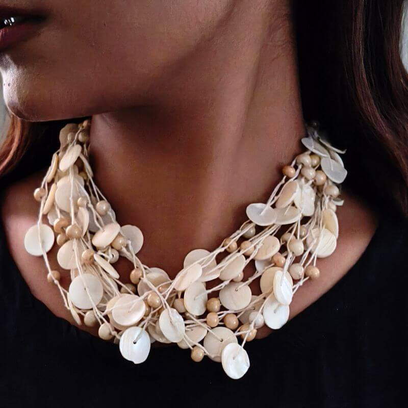 Handcrafted Beaded Shell Beach Necklace Handcrafted Beaded Shell Beach Necklace